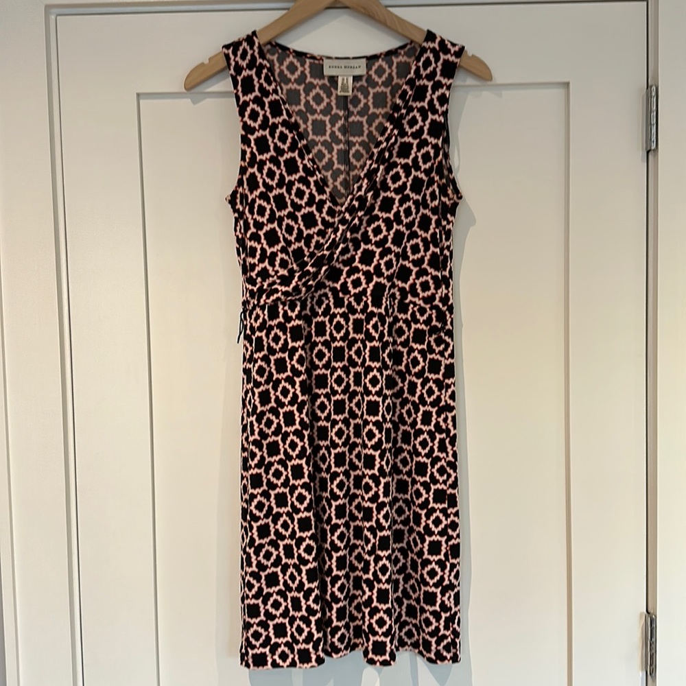 Faux-wrap dress with geometric pattern